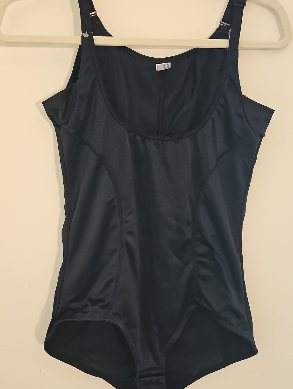 Maidenform Black Size XL‎ Shaping Bodysuit. Open Bust. Very Good Clean Condition